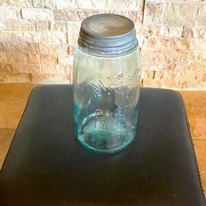 ANTIQUE “MASON’S PATENT NOV. 30TH 1858”WITH BALL ZINC LID QUART SIZE, CLEAR JAR